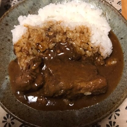 おうち時間がたくさんあるので本格カレーにチャレンジしました。٩(๑>∀<๑)۶とっても美味しかったです